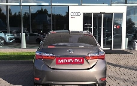 Toyota Corolla, 2018 год, 2 040 000 рублей, 6 фотография