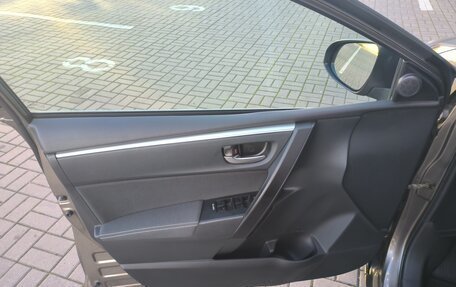 Toyota Corolla, 2018 год, 2 040 000 рублей, 29 фотография