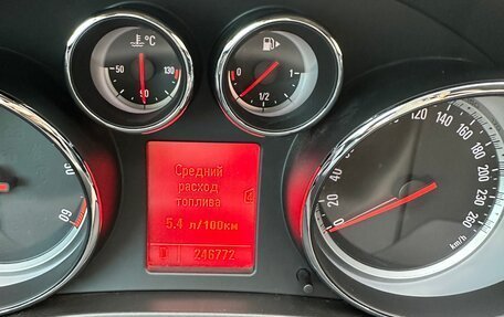 Opel Insignia II рестайлинг, 2011 год, 800 000 рублей, 7 фотография