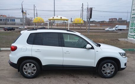 Volkswagen Tiguan I, 2016 год, 1 450 000 рублей, 2 фотография