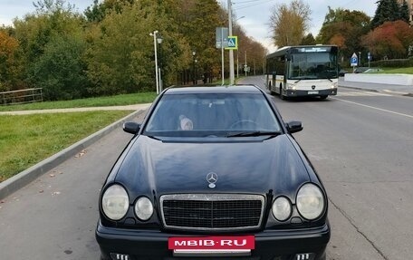 Mercedes-Benz E-Класс, 1999 год, 450 000 рублей, 7 фотография