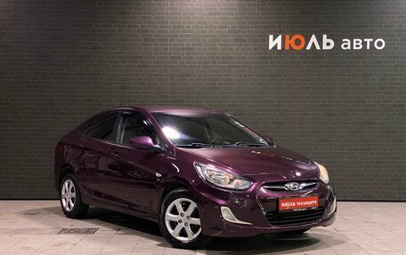 Hyundai Solaris II рестайлинг, 2012 год, 850 000 рублей, 3 фотография