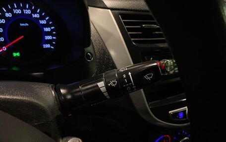 Hyundai Solaris II рестайлинг, 2012 год, 850 000 рублей, 18 фотография