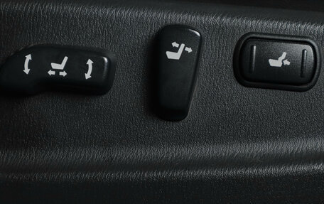 Nissan Patrol, 2012 год, 2 419 000 рублей, 16 фотография