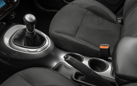 Nissan Juke II, 2011 год, 1 090 000 рублей, 17 фотография