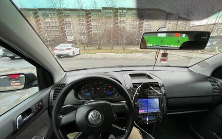 Volkswagen Polo IV рестайлинг, 2004 год, 220 000 рублей, 11 фотография