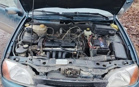 Ford Fiesta, 1999 год, 175 000 рублей, 4 фотография