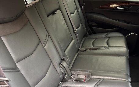 Cadillac Escalade IV, 2016 год, 3 000 000 рублей, 7 фотография