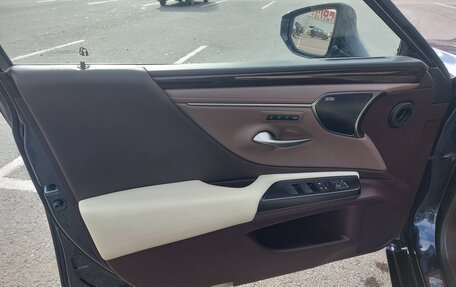 Lexus ES VII, 2019 год, 5 100 000 рублей, 23 фотография