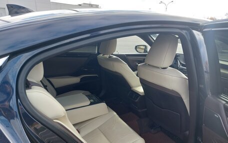 Lexus ES VII, 2019 год, 5 100 000 рублей, 38 фотография