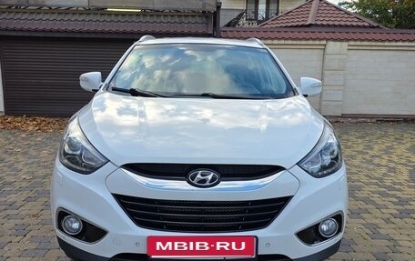 Hyundai ix35 I рестайлинг, 2014 год, 1 350 000 рублей, 2 фотография
