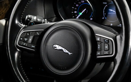 Jaguar XF II, 2016 год, 2 100 000 рублей, 15 фотография