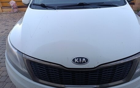 KIA Rio III рестайлинг, 2011 год, 600 000 рублей, 2 фотография