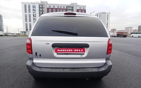 Chrysler Voyager IV, 2002 год, 520 000 рублей, 4 фотография