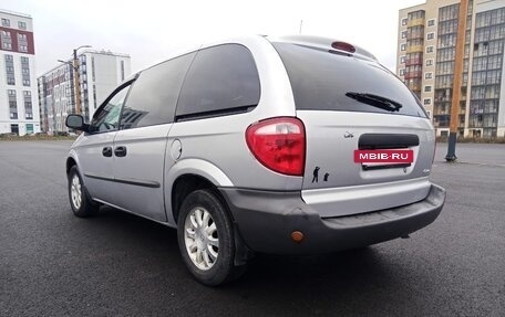 Chrysler Voyager IV, 2002 год, 520 000 рублей, 3 фотография