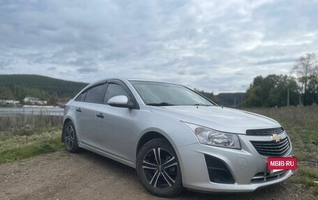 Chevrolet Cruze II, 2014 год, 700 000 рублей, 4 фотография