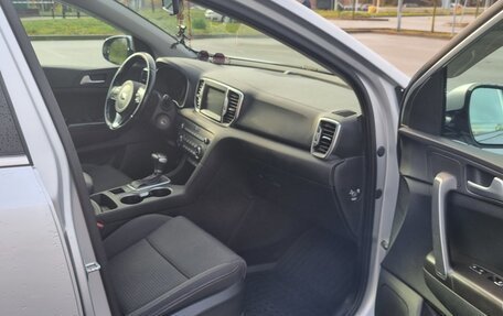 KIA Sportage IV рестайлинг, 2018 год, 1 800 000 рублей, 9 фотография