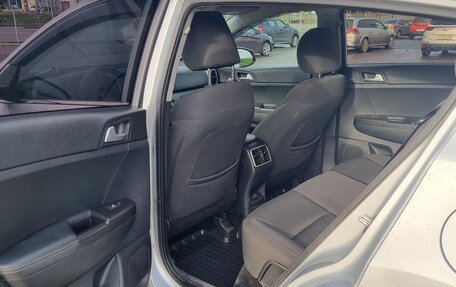 KIA Sportage IV рестайлинг, 2018 год, 1 800 000 рублей, 12 фотография