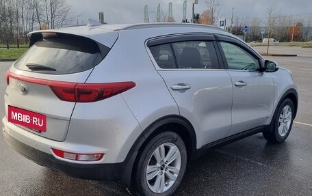 KIA Sportage IV рестайлинг, 2018 год, 1 800 000 рублей, 5 фотография