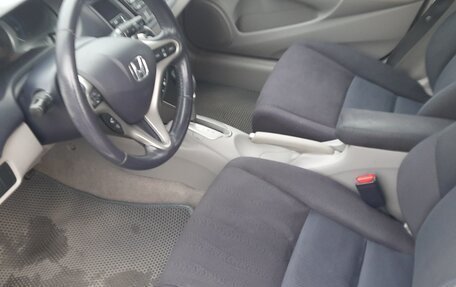 Honda Insight II рестайлинг, 2009 год, 450 000 рублей, 8 фотография