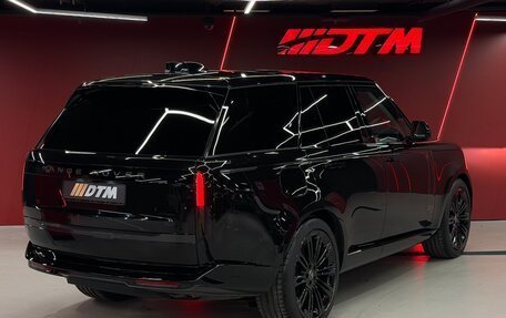 Land Rover Range Rover IV рестайлинг, 2023 год, 25 000 000 рублей, 2 фотография