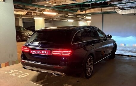 Mercedes-Benz E-Класс, 2021 год, 5 150 000 рублей, 2 фотография