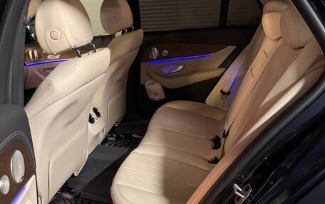 Mercedes-Benz E-Класс, 2021 год, 5 150 000 рублей, 6 фотография