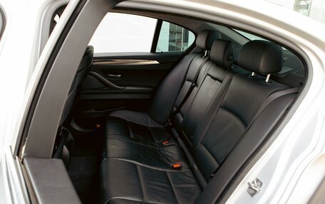 BMW 5 серия, 2011 год, 1 395 000 рублей, 17 фотография