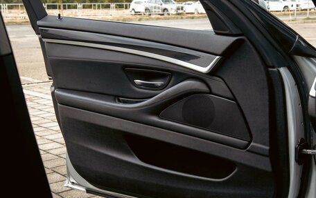 BMW 5 серия, 2011 год, 1 395 000 рублей, 12 фотография