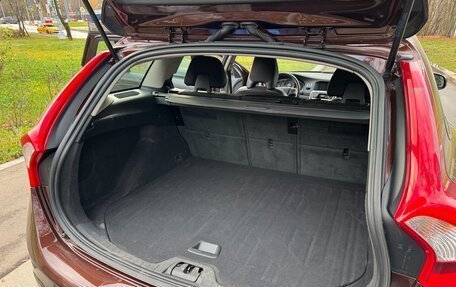 Volvo V60 Cross Country II, 2016 год, 2 150 000 рублей, 4 фотография