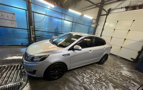 KIA Rio III рестайлинг, 2015 год, 700 000 рублей, 4 фотография