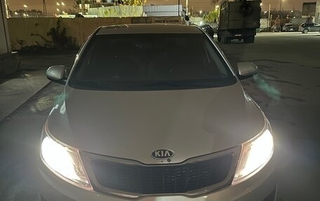 KIA Rio III рестайлинг, 2015 год, 700 000 рублей, 16 фотография