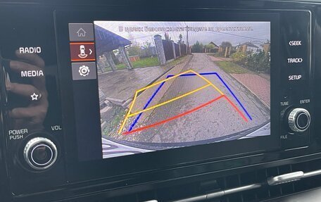 KIA Carnival, 2021 год, 3 950 000 рублей, 24 фотография