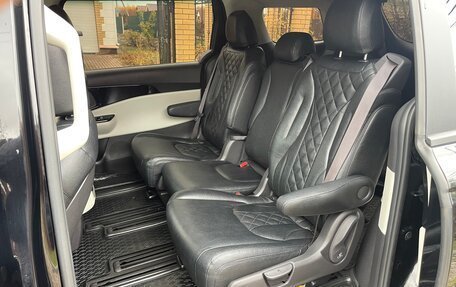 KIA Carnival, 2021 год, 3 950 000 рублей, 29 фотография