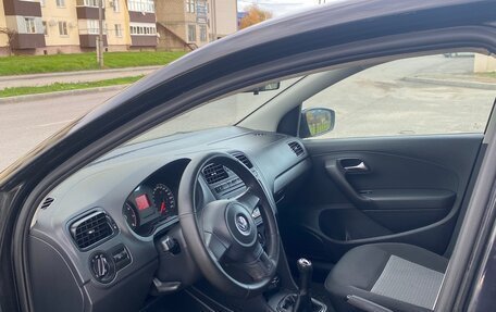 Volkswagen Polo VI (EU Market), 2012 год, 620 000 рублей, 5 фотография