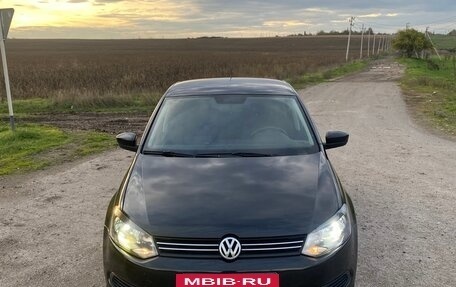Volkswagen Polo VI (EU Market), 2012 год, 620 000 рублей, 2 фотография