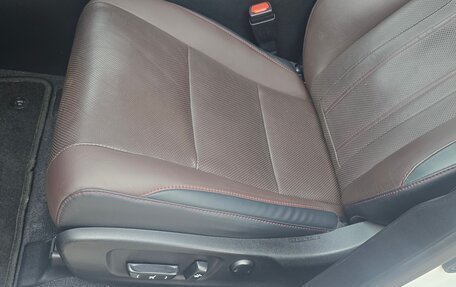 Lexus RX IV рестайлинг, 2019 год, 4 455 000 рублей, 14 фотография