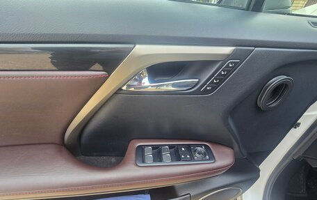 Lexus RX IV рестайлинг, 2019 год, 4 455 000 рублей, 16 фотография