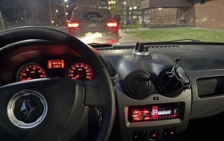 Renault Sandero I, 2013 год, 675 000 рублей, 4 фотография