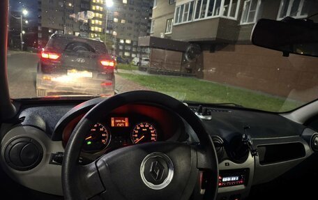 Renault Sandero I, 2013 год, 675 000 рублей, 10 фотография