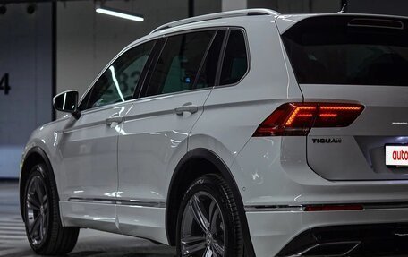 Volkswagen Tiguan II, 2018 год, 3 300 000 рублей, 4 фотография