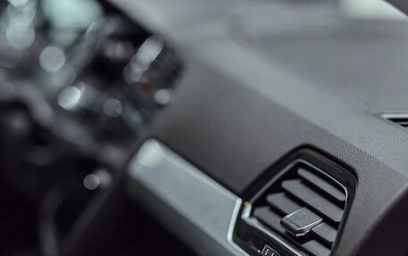 Volkswagen Tiguan II, 2018 год, 3 300 000 рублей, 12 фотография