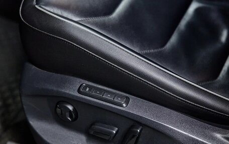 Volkswagen Tiguan II, 2018 год, 3 300 000 рублей, 10 фотография