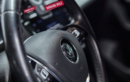 Volkswagen Tiguan II, 2018 год, 3 300 000 рублей, 9 фотография