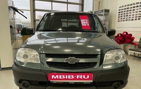 Chevrolet Niva I рестайлинг, 2017 год, 599 000 рублей, 2 фотография