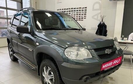 Chevrolet Niva I рестайлинг, 2017 год, 599 000 рублей, 3 фотография