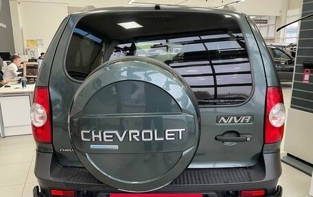 Chevrolet Niva I рестайлинг, 2017 год, 599 000 рублей, 5 фотография