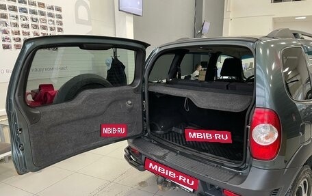 Chevrolet Niva I рестайлинг, 2017 год, 599 000 рублей, 10 фотография