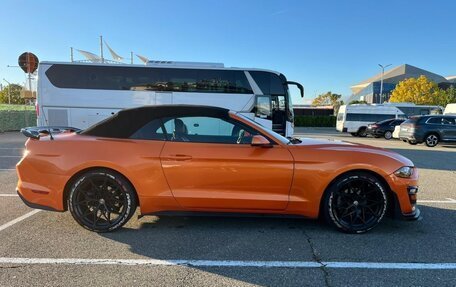 Ford Mustang VI рестайлинг, 2018 год, 2 690 000 рублей, 7 фотография