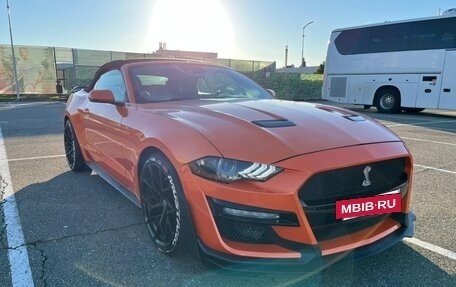 Ford Mustang VI рестайлинг, 2018 год, 2 690 000 рублей, 3 фотография